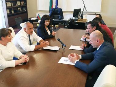 Борисов обеща на ресторантьорите 9% ДДС от догодина