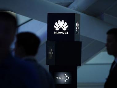 САЩ отново стрелят по Huawei и предизвикват Китай