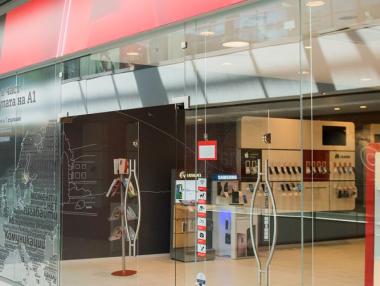 Магазините на А1 в моловете отварят