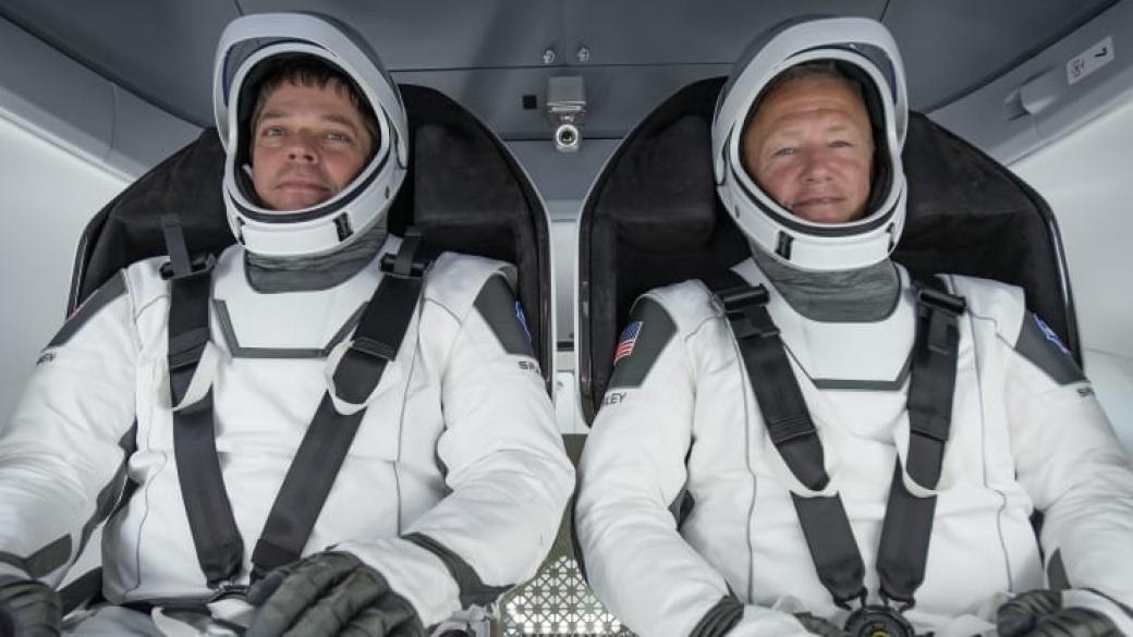 SpaceX планира да прати хора в космоса за първи път досега