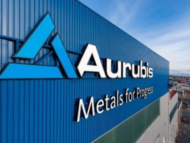 Кризата леко сви печалбата на „Аурубис“