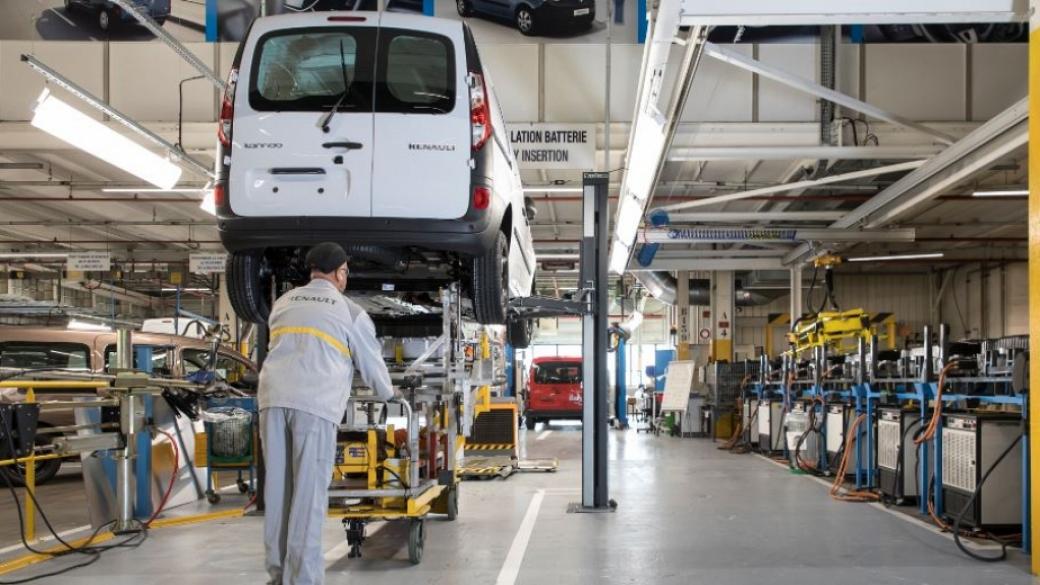 Renault обмисля затварянето на няколко завода във Франция