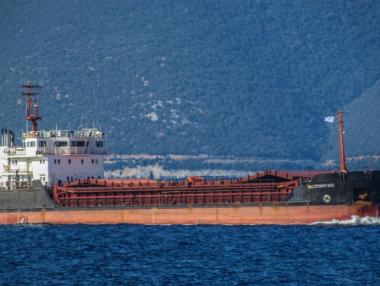 Напрежението между САЩ и Китай свали рязко цените на петрола