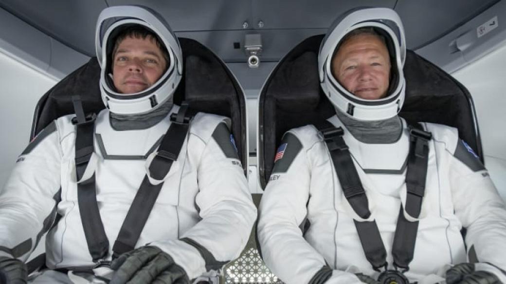 Лошото време попречи на SpaceX да изстреля капсулата с астронавти