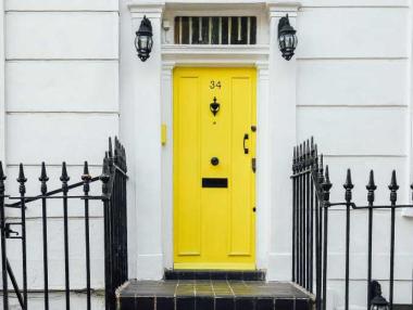 Цените на британските жилища падат с темпото от 2009 г.