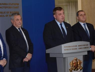 Валери Симеонов се отказа да ограничава парите за партиите