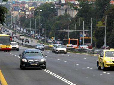 Над 70% от изплатените застраховки през първото тримесечие са за автомобили