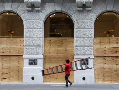 Безработните заради кризата в САЩ вече са почти 43 милиона