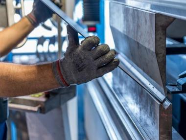 Лек оптимизъм обзе промишлените предприятия в Германия