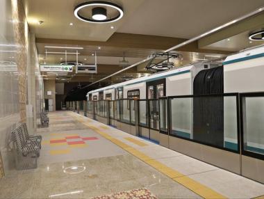 Поставят преградни съоръжения на 12 метростанции в София