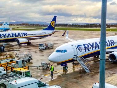 Временно Ryanair позволява промяна на полети без такса