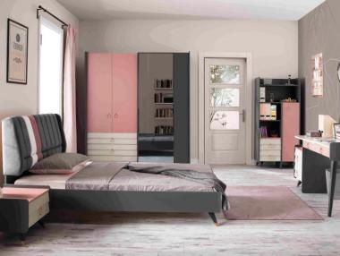 Детската стая на момичето може да бъде приказна