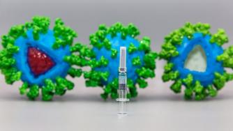 Богатите западни държави си поръчаха 400 млн. ваксини срещу Covid-19