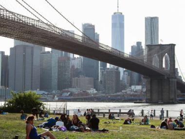 Продажбите на дребно в САЩ през май разбиха всички рекорди