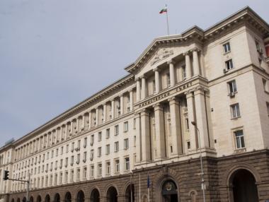 Кабинетът смени целия състав на Държавната комисия по стоковите борси и тържищата