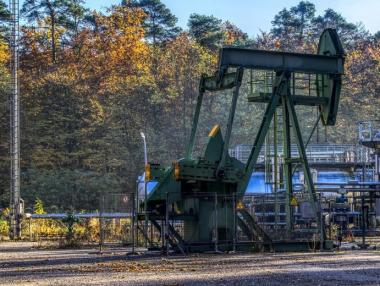 ОПЕК+ изпълни 89% от сделката за май