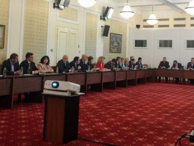 КЕВР: Топлофикацииите ще връщат до 10% от старите сметки