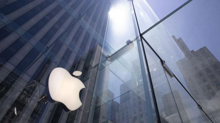 Apple пак затваря магазините си в САЩ заради коронавируса