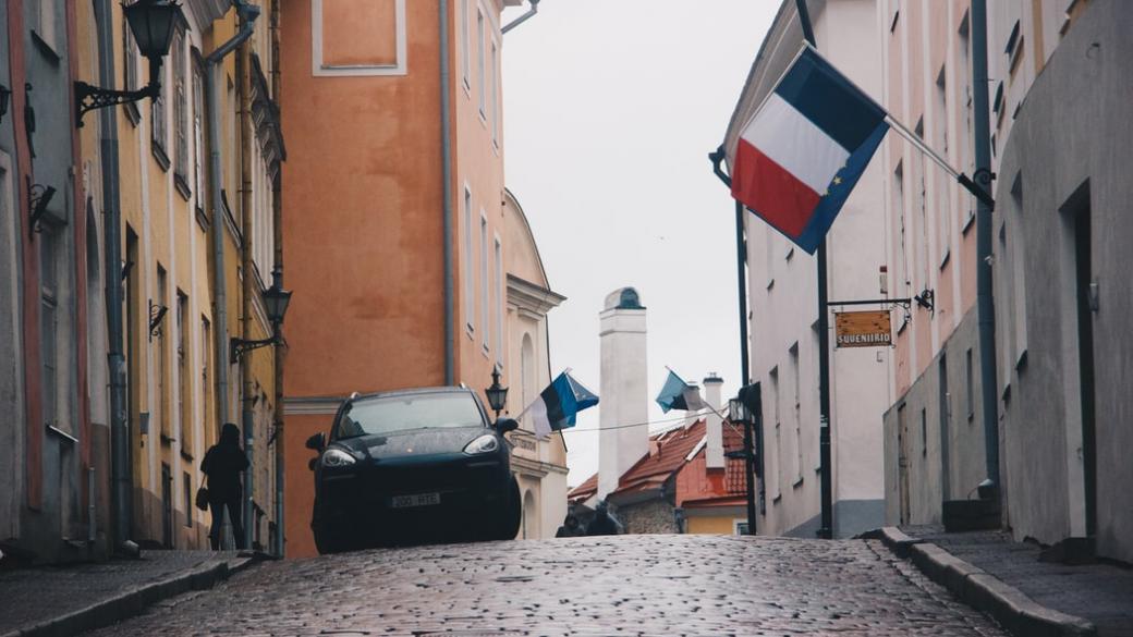 Естония връща карантината за пристигащи от България