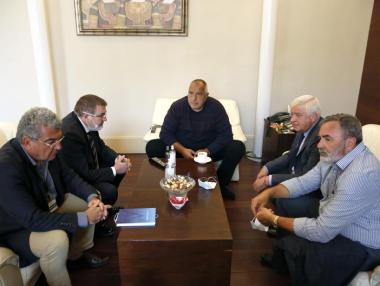 Щабът връща част от мерките срещу коронавируса