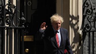 Борис Джонсън прекрати брифингите за COVID-19