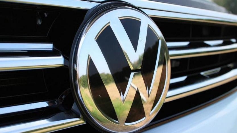 Volkswagen преговаря за рент-а-кар гиганта Europcar