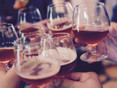 Баровете в САЩ отново затварят