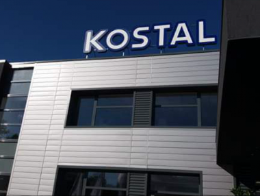 Германският гигант Kostal мести още от производствата си в България