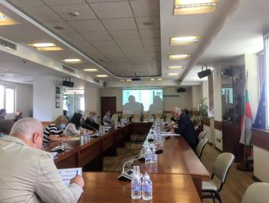 Колко ще плащаме за ток и парно през новия период