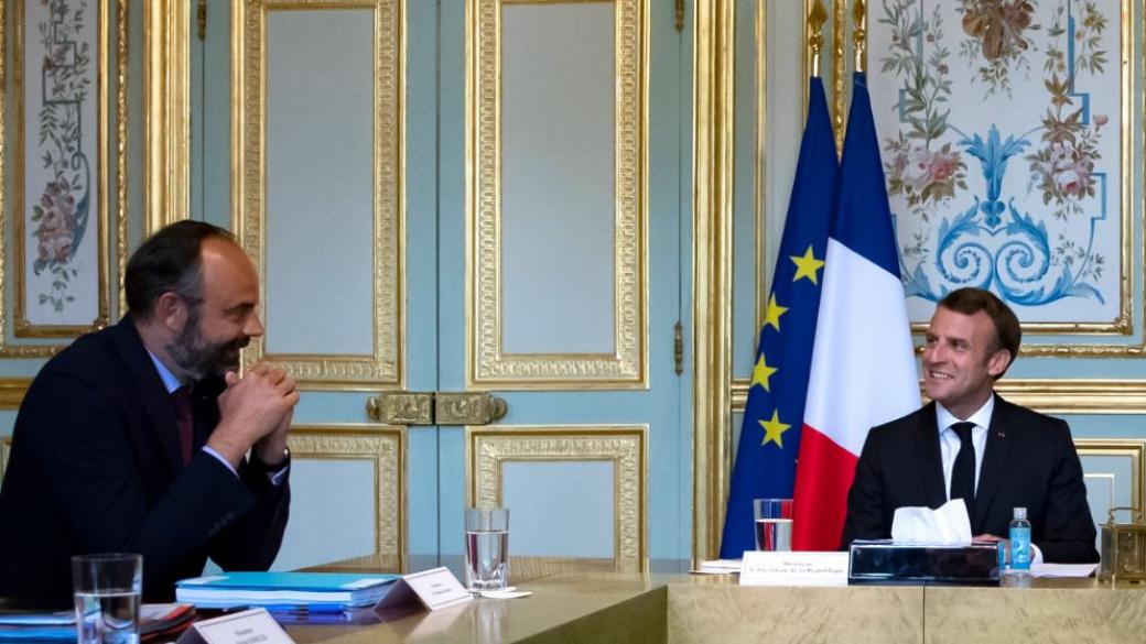 Правителството на Франция подаде оставка