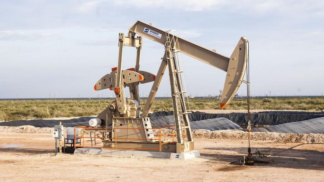 Saudi Aramco повиши цените на нефта с доставка през август