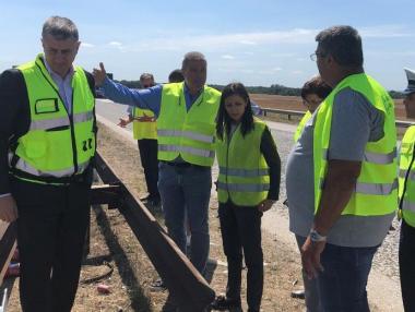 АПИ: Мантинелите по „Тракия“ са на 30 години, но не са опасни