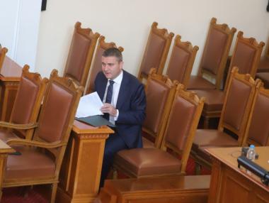 Горанов: Няма причина да подаваме оставка