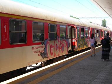 Фирми от три държави искат да доставят под наем 10 локомотива на БДЖ