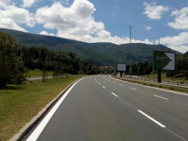 Един от ремонтите на бул. „България“ приключва утре