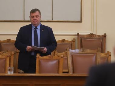 Каракачанов: Готов съм на разговори с БСП и ДПС