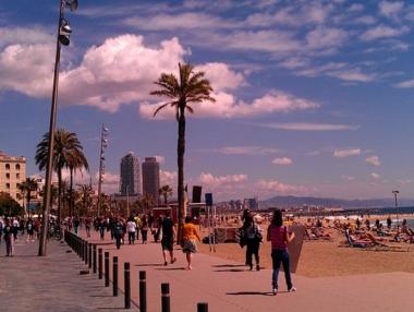 Барселона намали разрешения брой на хората по плажовете