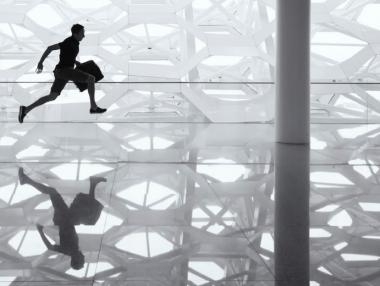 Бизнес активността в еврозоната се върна към растеж