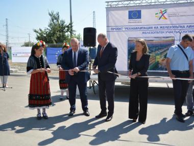 Желязков откри 26 км от ремонтираната жп линия Пловдив – Бургас