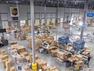 UPS вече строи складове за Covid-19 ваксина