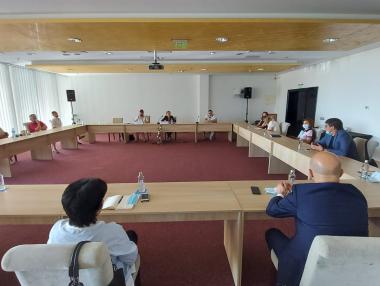 Туроператори искат промяна в системата преброяване на COVID-случаите