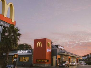 McDonald's заведе дело срещу бившия си изпълнителен директор