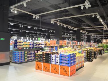 Търговските вериги отчитат до 50% спад на продажбите