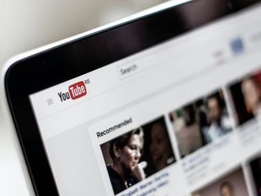 YouTube е премахнал близо 2 млн. канала за три месеца