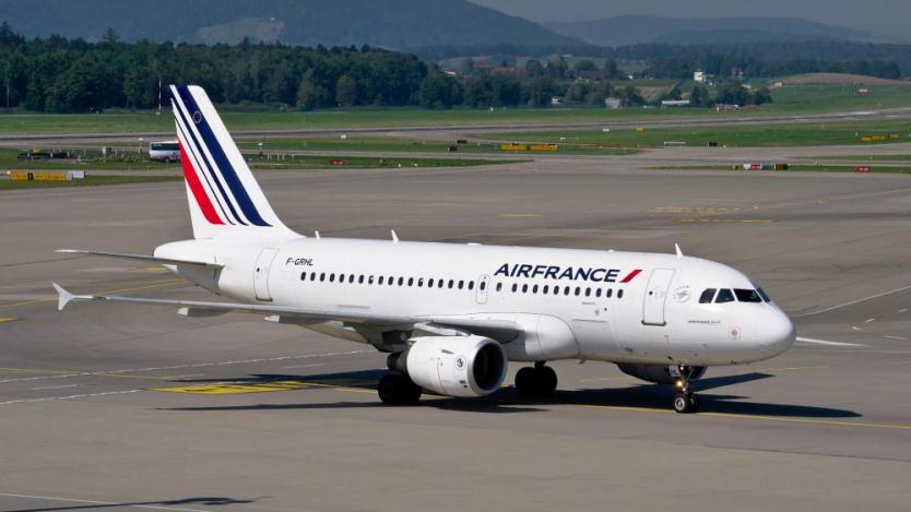 Акциите на Air France полетяха надолу заради налаганата карантина от Лондон