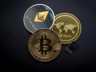 Централните банки не трябва да избързват с дигиталните валути