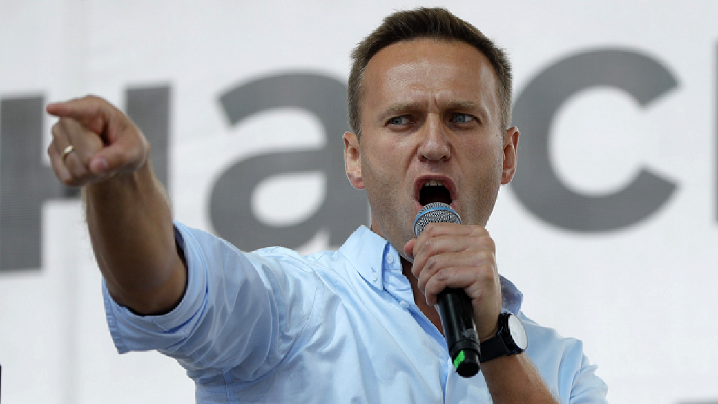 Руският опозиционер Навални е в болница след предполагаемо отравяне