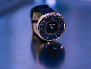 „Пукнатини в царството на кристалите“ поставят Swarovski в риск 