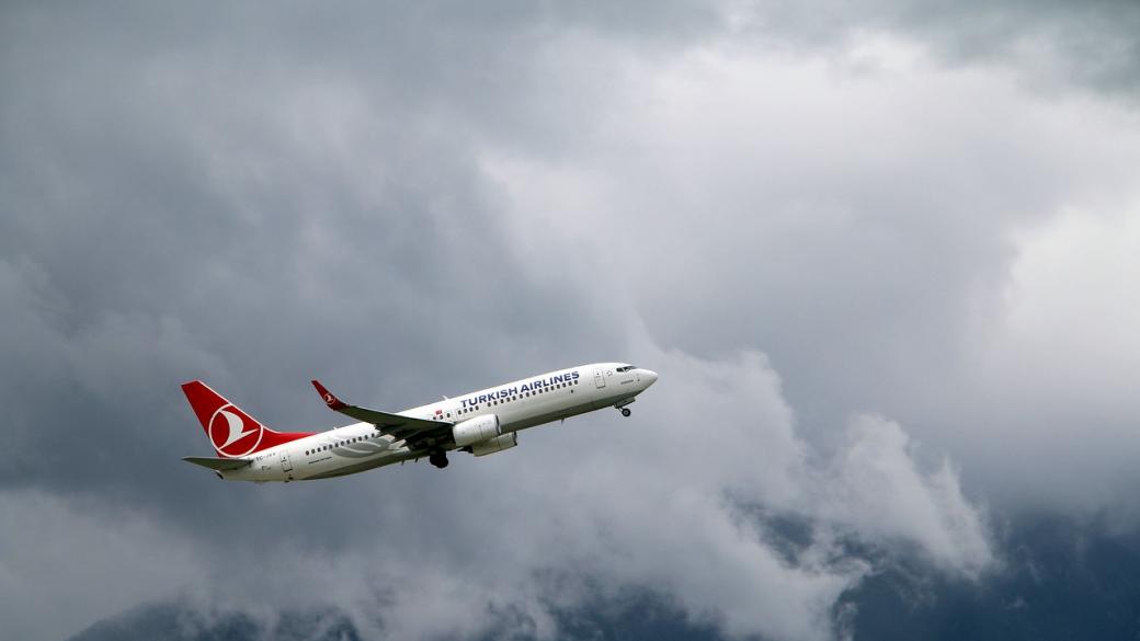 Уволнете първо чуждестранните пилиоти, препоръчва Турция на авиокомпаниите