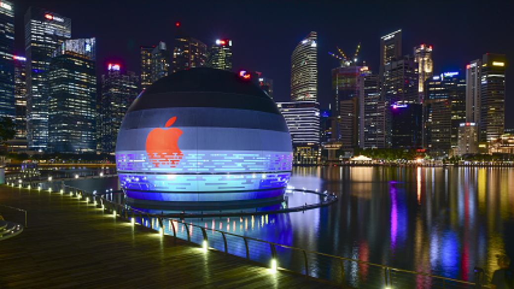 Apple открива футуристичен магазин в Сингапур